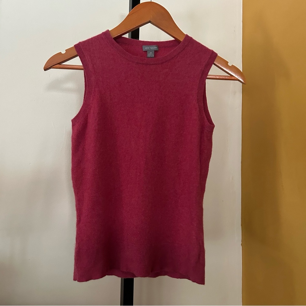 Ann Taylor Cashmere Sleeveless Tank Top Shell Sweater‎ Raspberry Pink Size XS